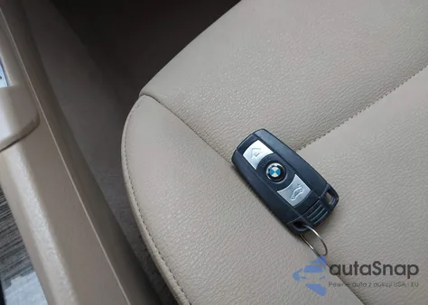 2015 BMW X1 xDrive28I from USA, damaged, VIN WBAVL1C55FVY30413